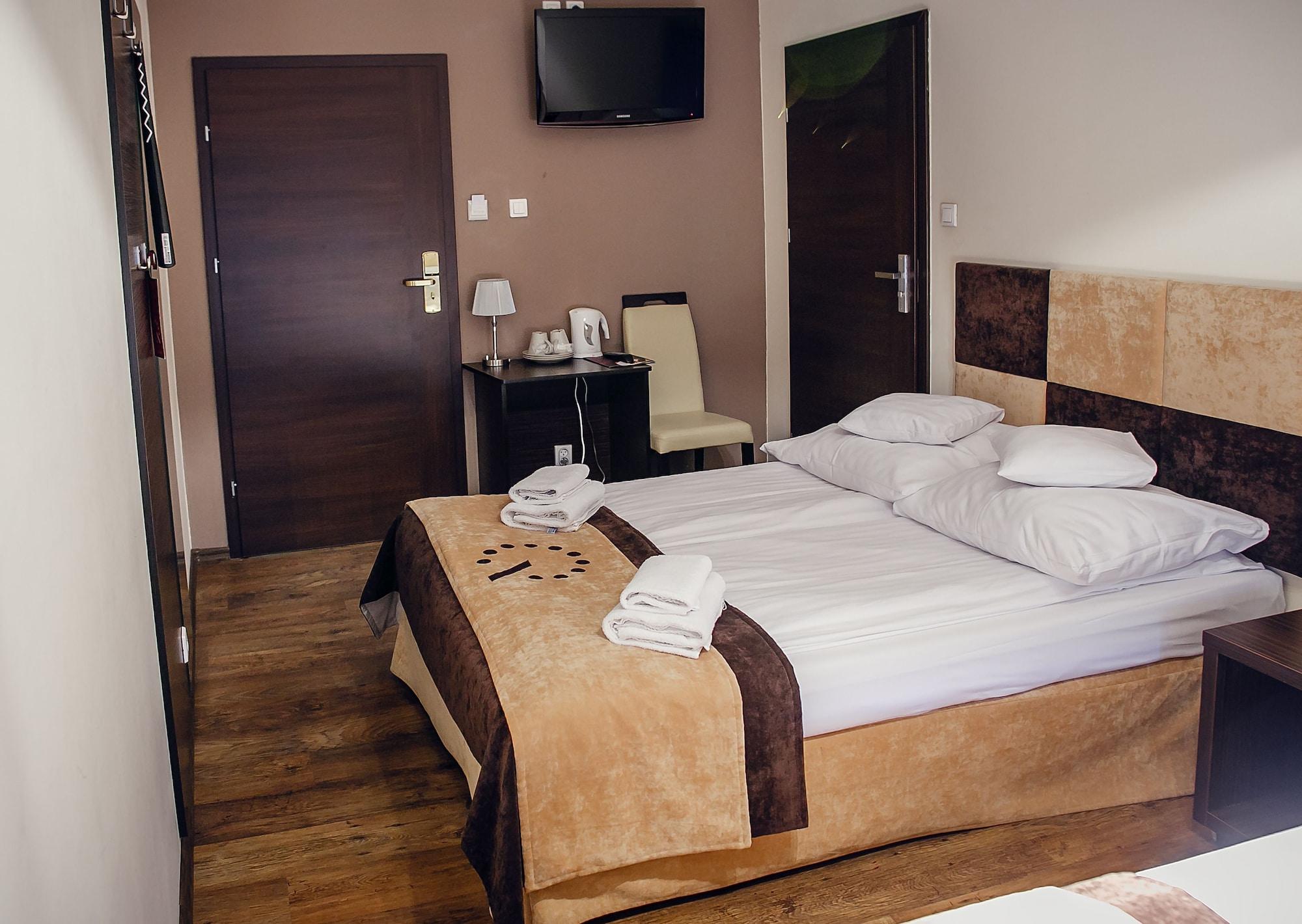 Boutique Hotel'S II Rewolucji Lodž Exteriér fotografie
