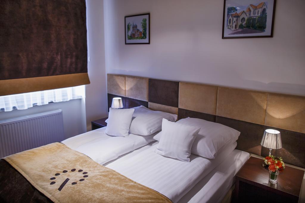 Boutique Hotel'S II Rewolucji Lodž Exteriér fotografie